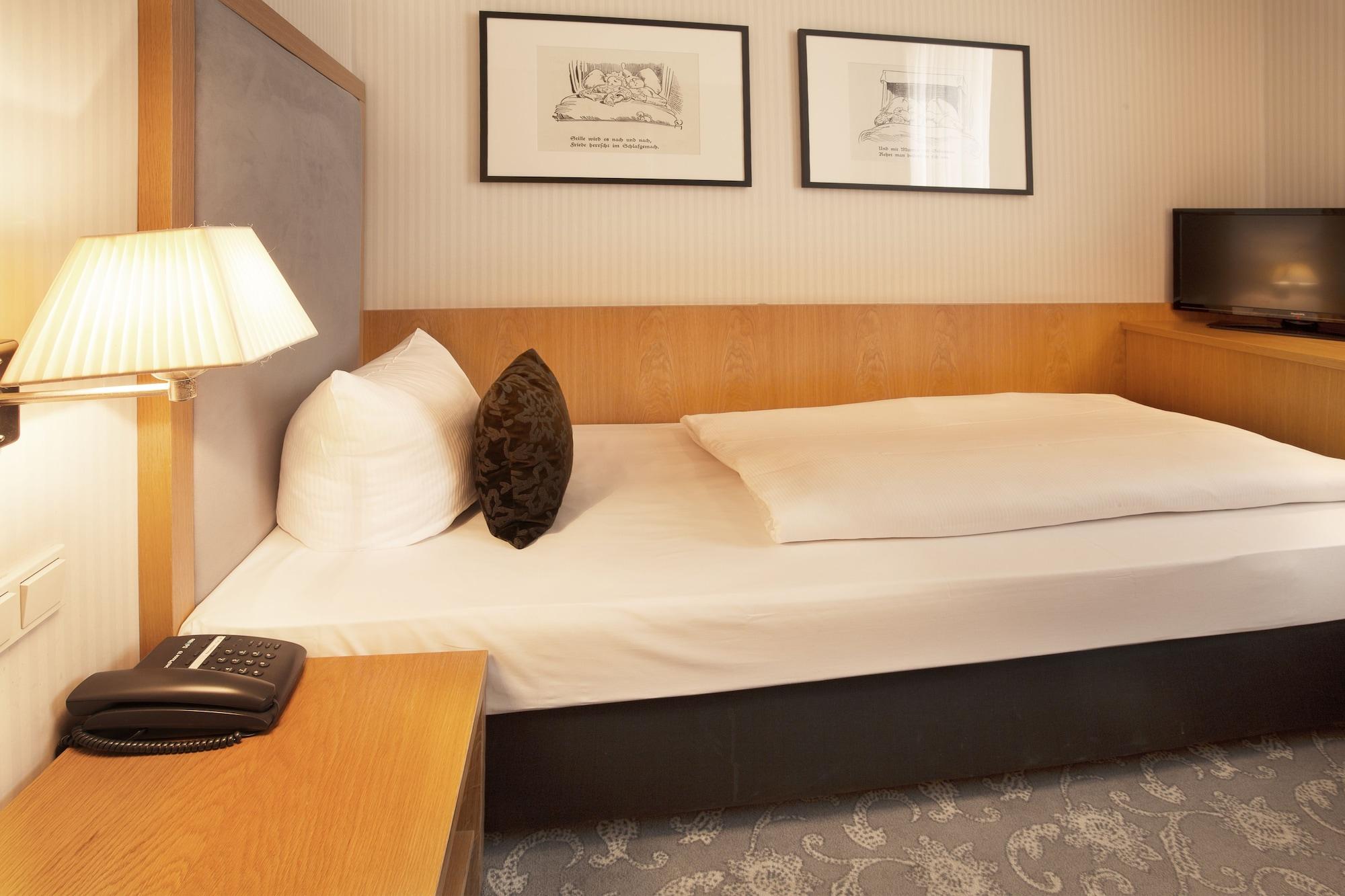 Townhouse Hotel Frankfurt am Main Ngoại thất bức ảnh