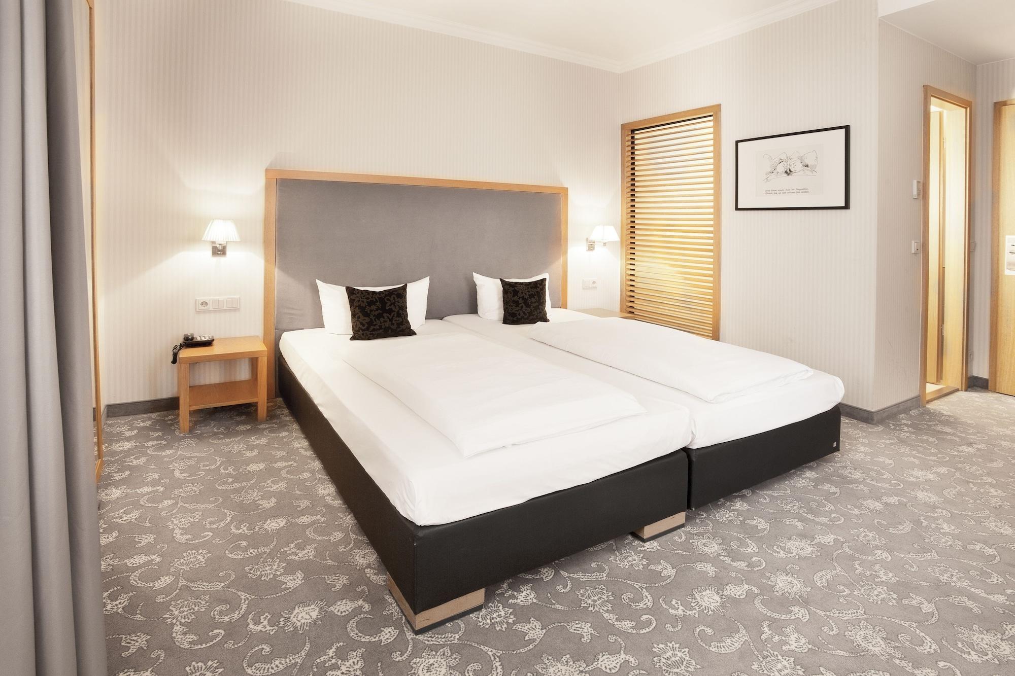Townhouse Hotel Frankfurt am Main Ngoại thất bức ảnh