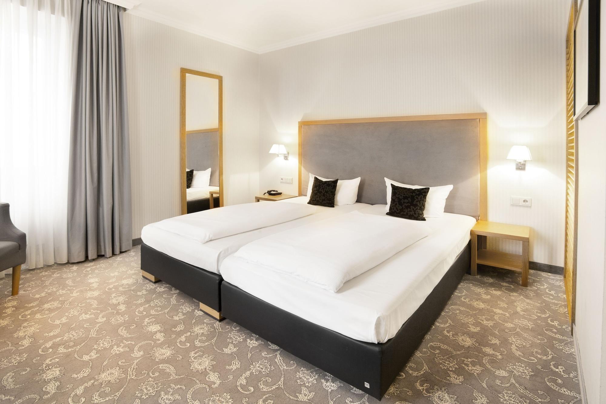 Townhouse Hotel Frankfurt am Main Ngoại thất bức ảnh