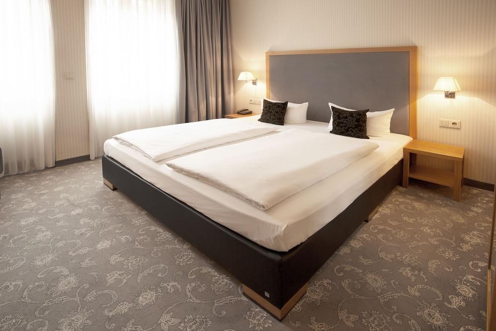 Townhouse Hotel Frankfurt am Main Ngoại thất bức ảnh