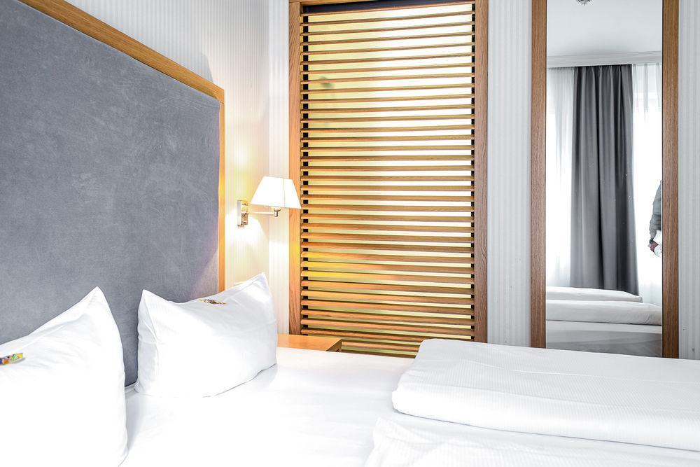 Townhouse Hotel Frankfurt am Main Ngoại thất bức ảnh