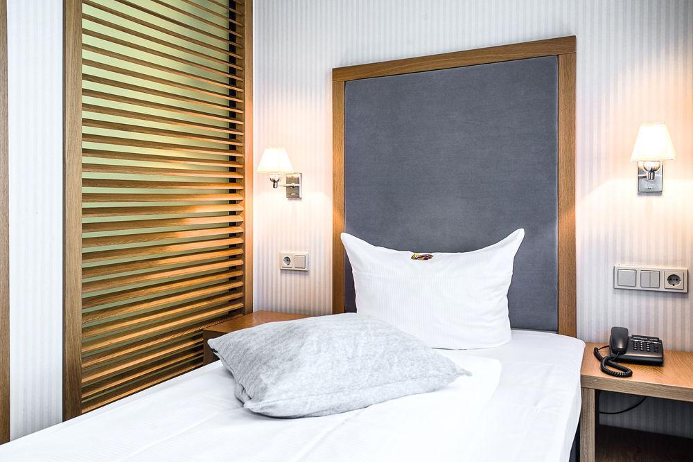 Townhouse Hotel Frankfurt am Main Ngoại thất bức ảnh