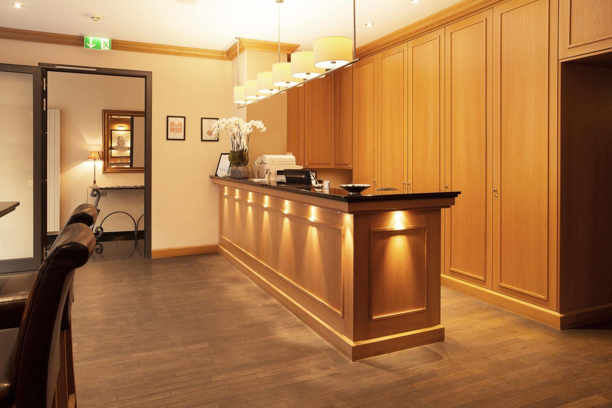 Townhouse Hotel Frankfurt am Main Ngoại thất bức ảnh