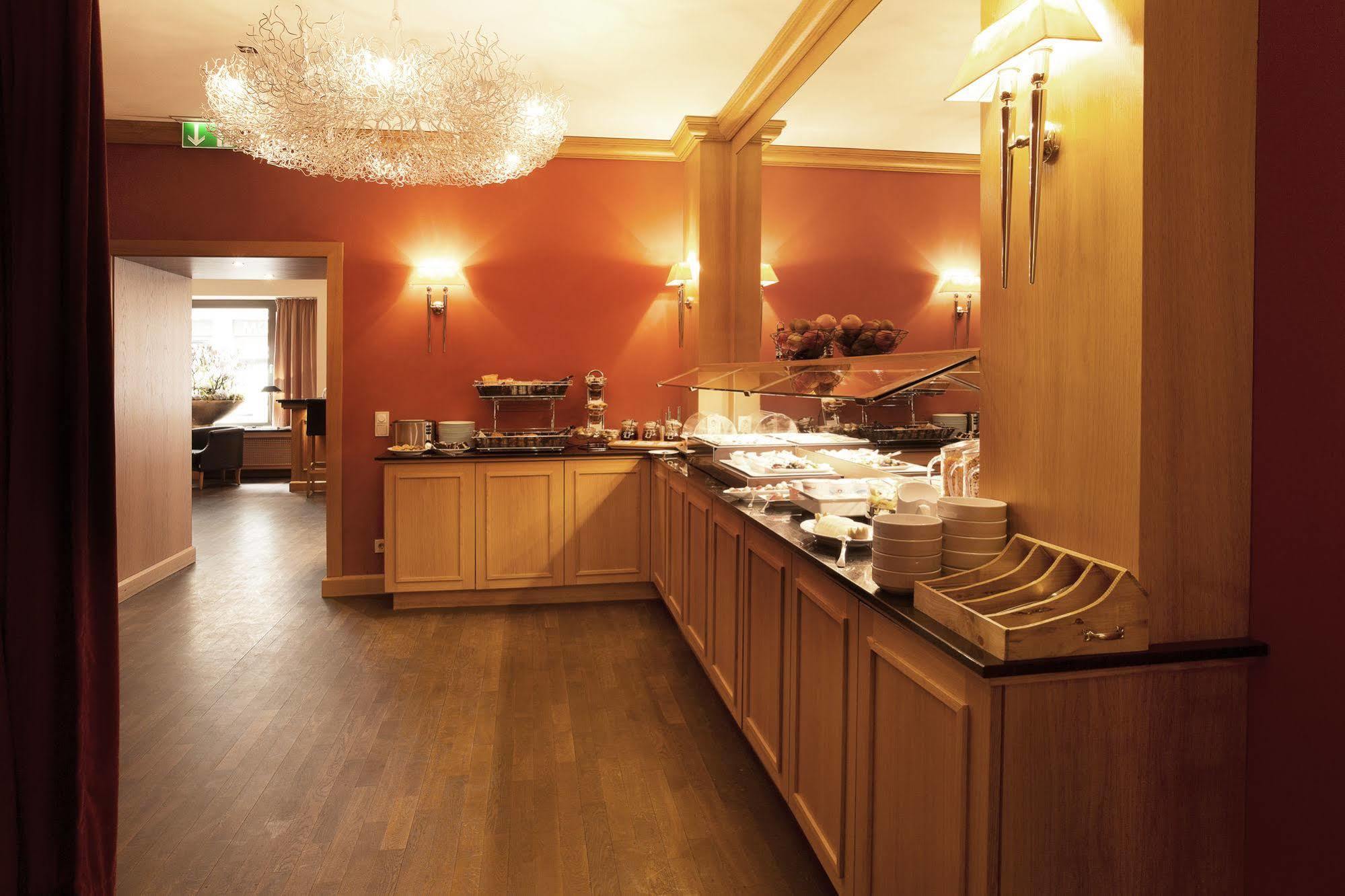 Townhouse Hotel Frankfurt am Main Ngoại thất bức ảnh